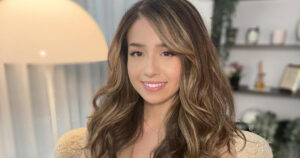 Streamer Twitch: Pokimane Terluka karena Kecelakaan
